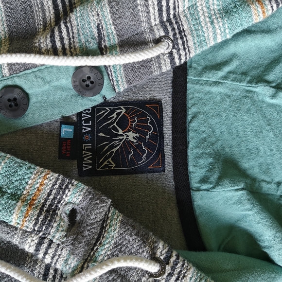 BAJA LLAMA - THE GREEN PAAMUL PONCHO - MID-WEIGHT FRENCH TERRY - LARGE - Picture 2 of 5